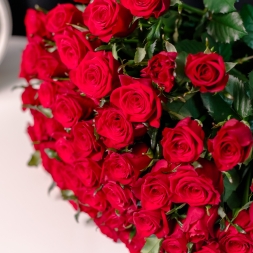 51 Red Roses 50 - 60 cm