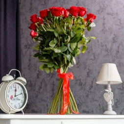 Red Roses 80-90 cm