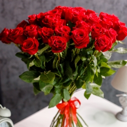 15 красная роза 80-90 см