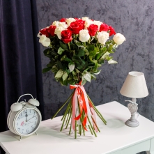 Red-White Bouquet of Roses 80-90 cm alt vedere product 3