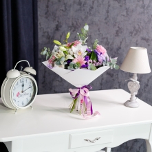 White Pink Purple Bouquet alt vedere product 2