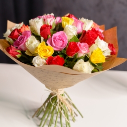 35 Trandafiri Multicolori 30-40cm