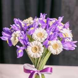 Bouquet of Iris and Gerbera