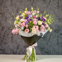 Bouquet of Multicolor Lisianthus