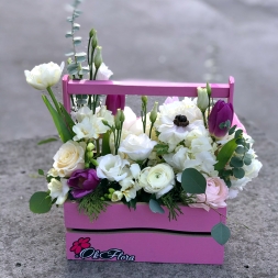 Pink box with white flowers