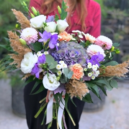 Boho bouquet with hydrangea