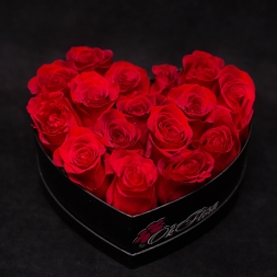 Rose Heart Arrangement (15 pcs)