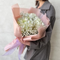 Bouquet with White Hydrangeas and Gypsophila