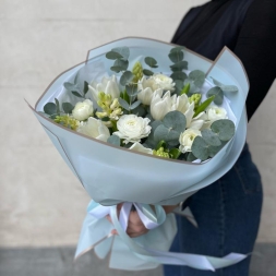 Green White Bouquet with Tulips, Ranunculus and Hyacinths