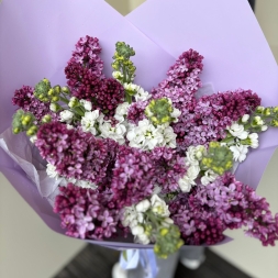 Bouquet with Matthiola and Lilac