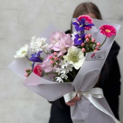 Pink Flower Arrangement in Basket