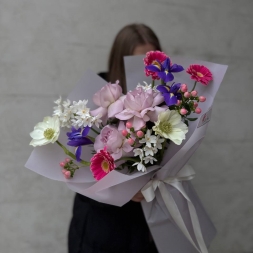 Pink Flower Arrangement in Basket