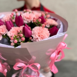 Bouquet with Tulips, Hypericum and Dianthus