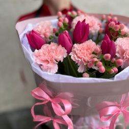 Bouquet with Tulips, Hypericum and Dianthus