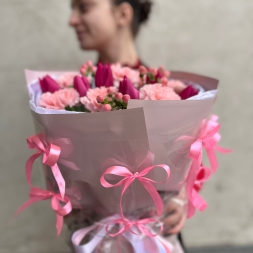 Bouquet with Tulips, Hypericum and Dianthus