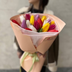 Buchet din Lalele Multicolore