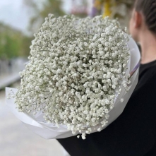 Bouquet of White Gypsophila in White Paper alt vedere product 2
