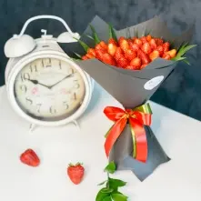 Strawberry bouquet alt vedere product 3