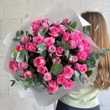 Pink and Lilac Roses Bouquet with Eucalyptus alt vedere product