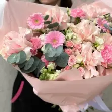 Powder Pink Bouquet with Roses, Chrysanthemums and Carnations alt vedere product 4