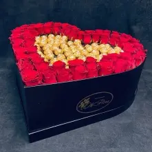 Heart Box Roses and Ferrero Rocher alt vedere product 5