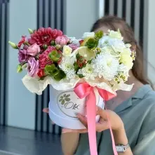 Citrus Floral Arrangement in a Premium Box alt vedere product 2