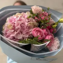 Bouquet with Hydrangea, Silva Pink Roses and Eustome alt vedere product 3