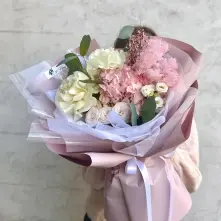 Buchet cu Hortensie Roz si Trandafiri Crem alt vedere product