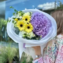 Buchet cu Hortensie Mov și Gerbere Galbene alt vedere product 7
