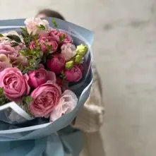 Bouquet with Hydrangea, Silva Pink Roses and Eustome alt vedere product 4