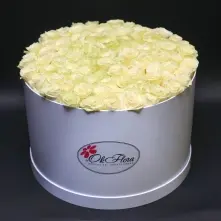 White Box with 101 White Roses alt vedere product