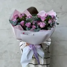 Buchet din Trandafiri Lila si Eucalipt alt vedere product 4
