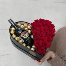 Heart with Roses, Ferrero Rocher and Baileys alt vedere product 5